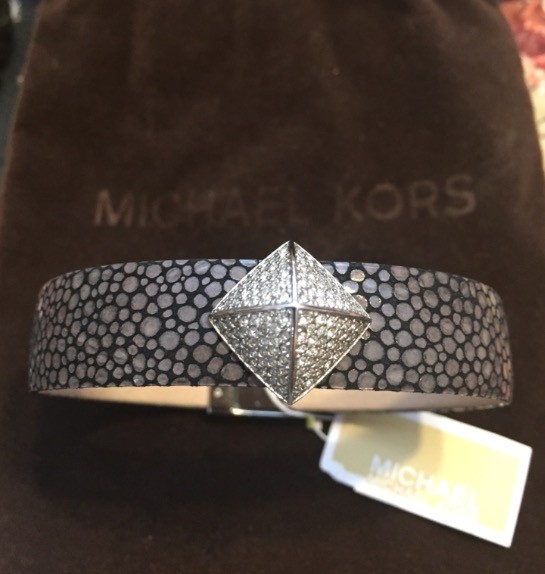 michael kors pyramid bracelet