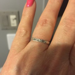 10kt White Gold Vintage Floral Engraved band