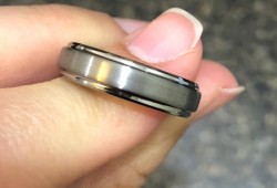 Brand new 6mm men’s tungsten wedding band, size