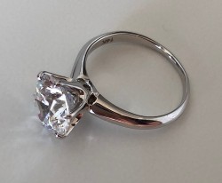 *Red* David Klass Tiffany-Style Solitaire w/WinkCZ