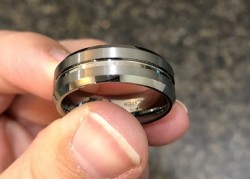 Brand new 8mm men’s tungsten wedding band, size