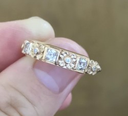 Van Craeynest Band w/ AVC Diamonds in 14K Red Gold